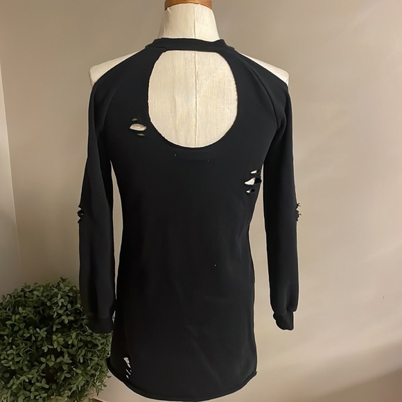 Distressed cut out / torn look / cold shoulder fashion lightweight sweatshirt S - Picture 7 of 15